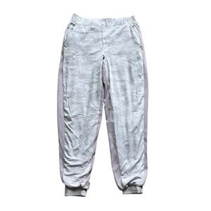Athleta Brooklyn lined light pink camo jogger pants size 4